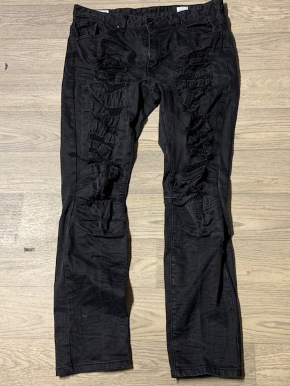 Skinny Smoke Rise Black Rip Jeans